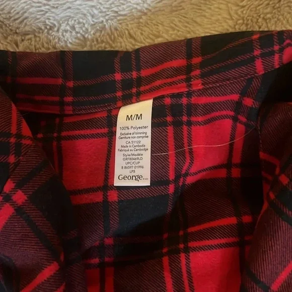 Pyjama set. Like new - Picture 3 of 3